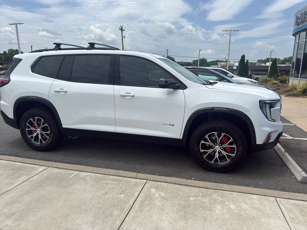 2025 GMC Acadia AT4