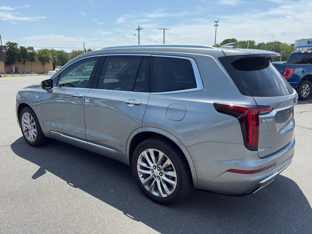 2023 Cadillac XT6 Premium Luxury