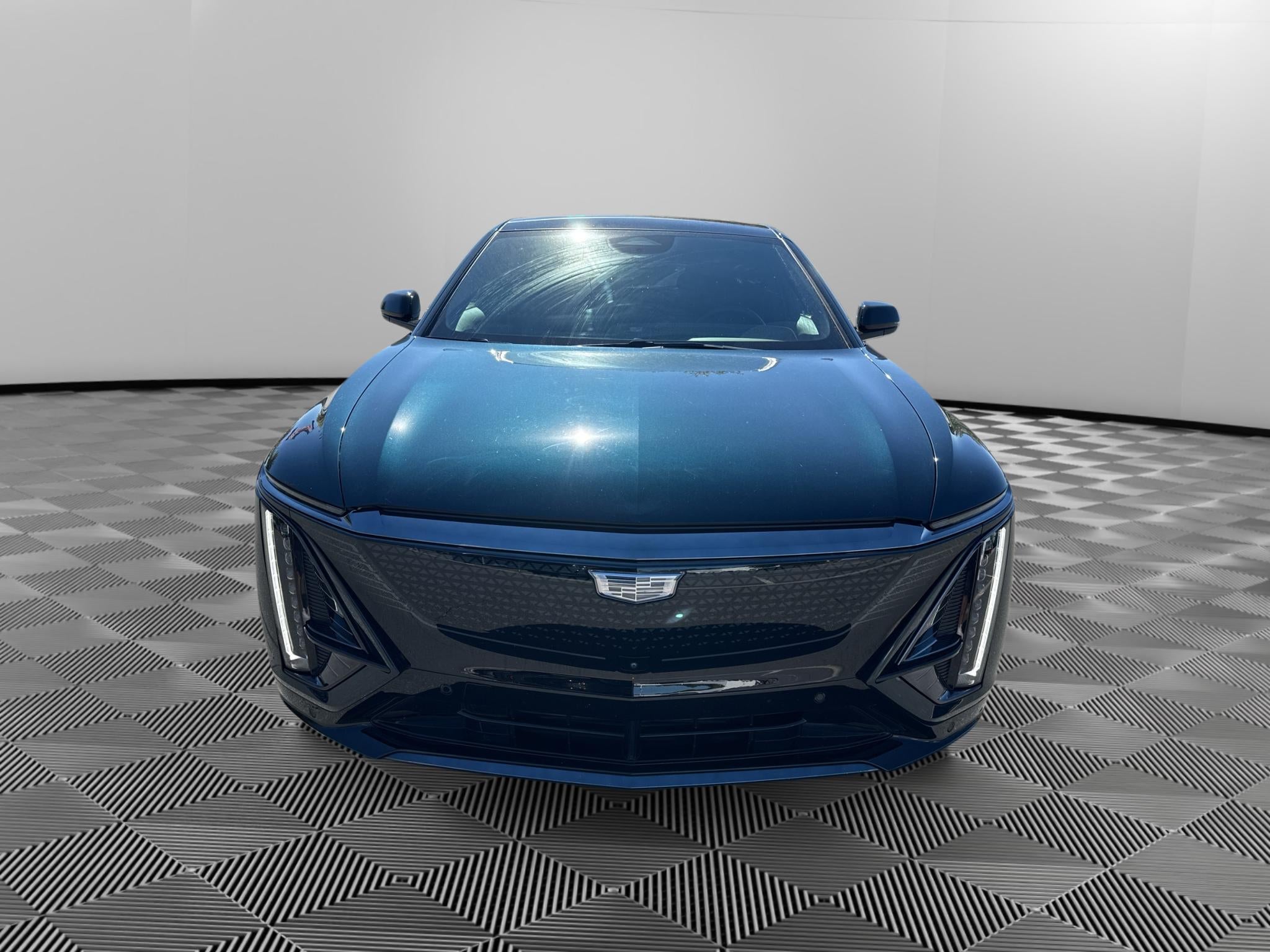 2024 Cadillac LYRIQ Sport 2