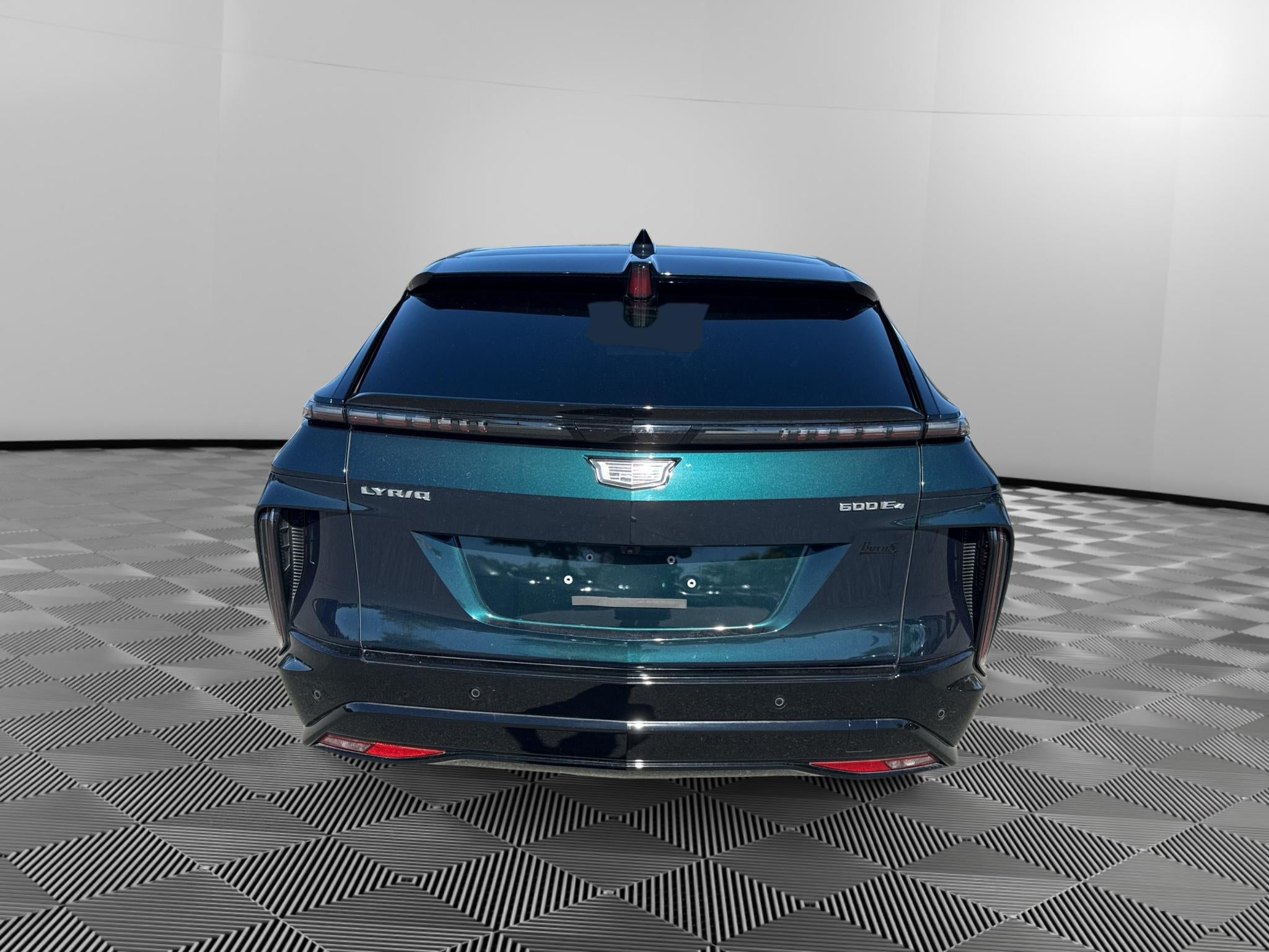 2024 Cadillac LYRIQ Sport 2