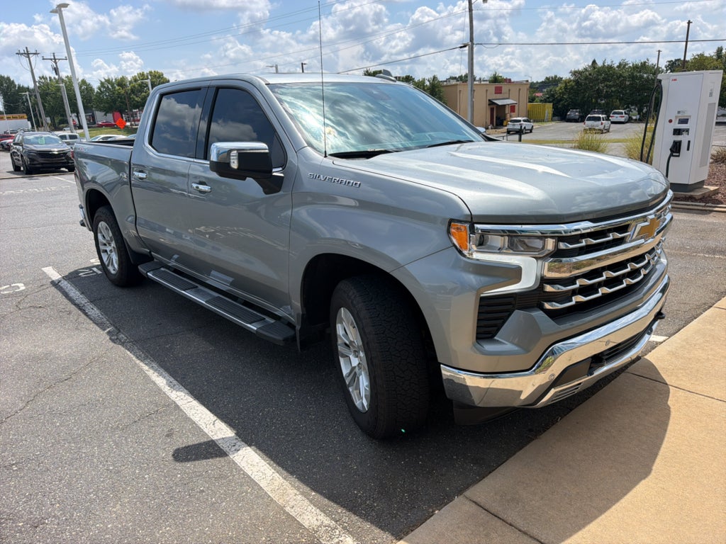 2025 Chevrolet Silverado 1500 LTZ