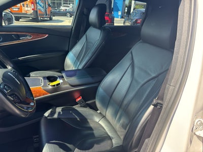 2016 Lincoln MKX Select