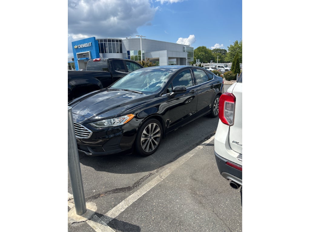 2020 Ford Fusion SE