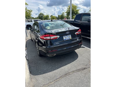 2020 Ford Fusion SE