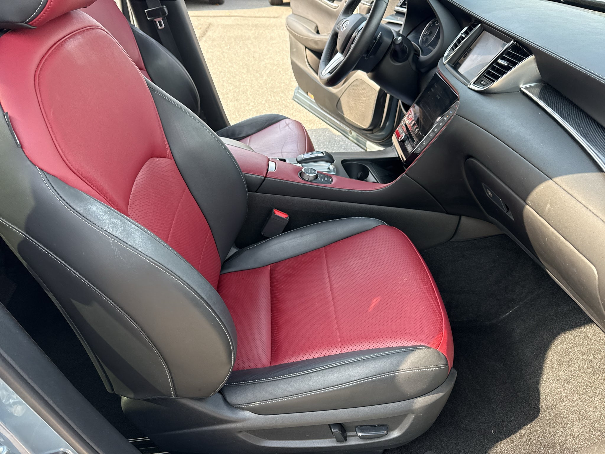 2024 INFINITI QX50 SPORT