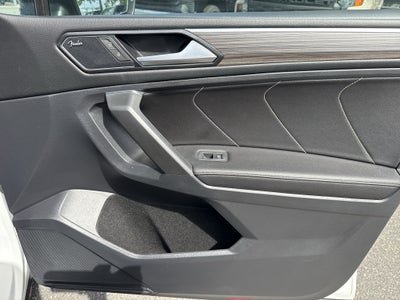2022 Volkswagen Tiguan SEL R-Line