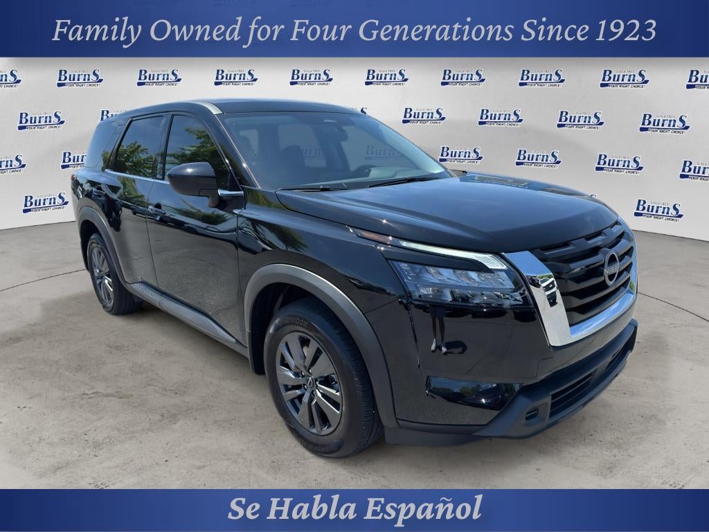 2025 Nissan Pathfinder S