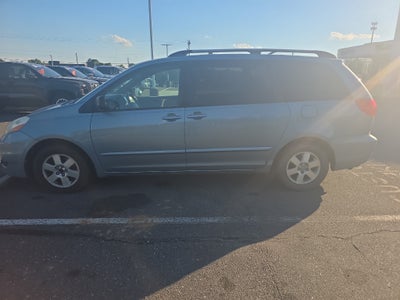 2008 Toyota Sienna CE