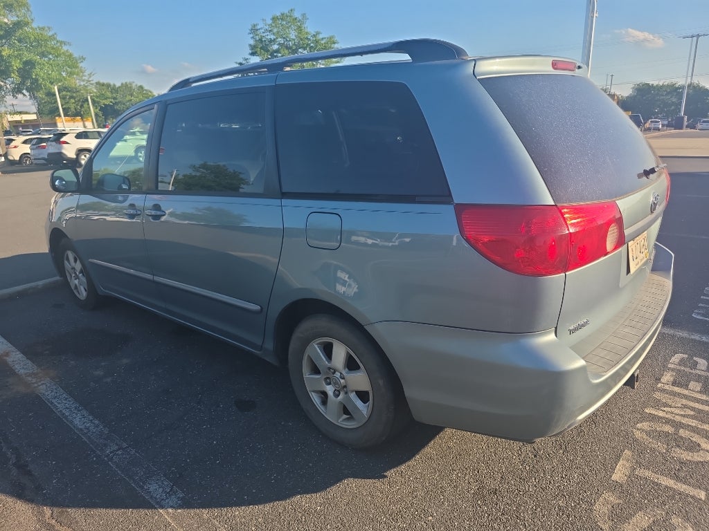 2008 Toyota Sienna CE