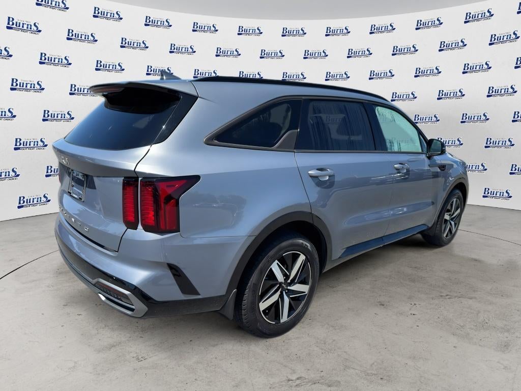 2022 Kia Sorento S