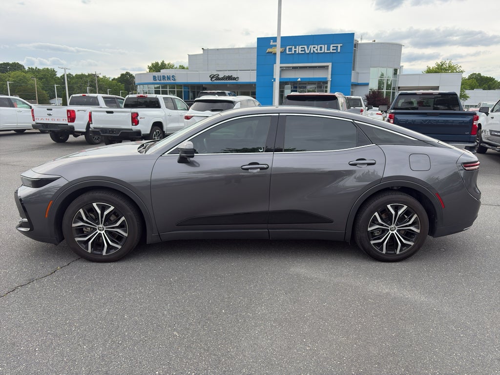 2023 Toyota Crown XLE