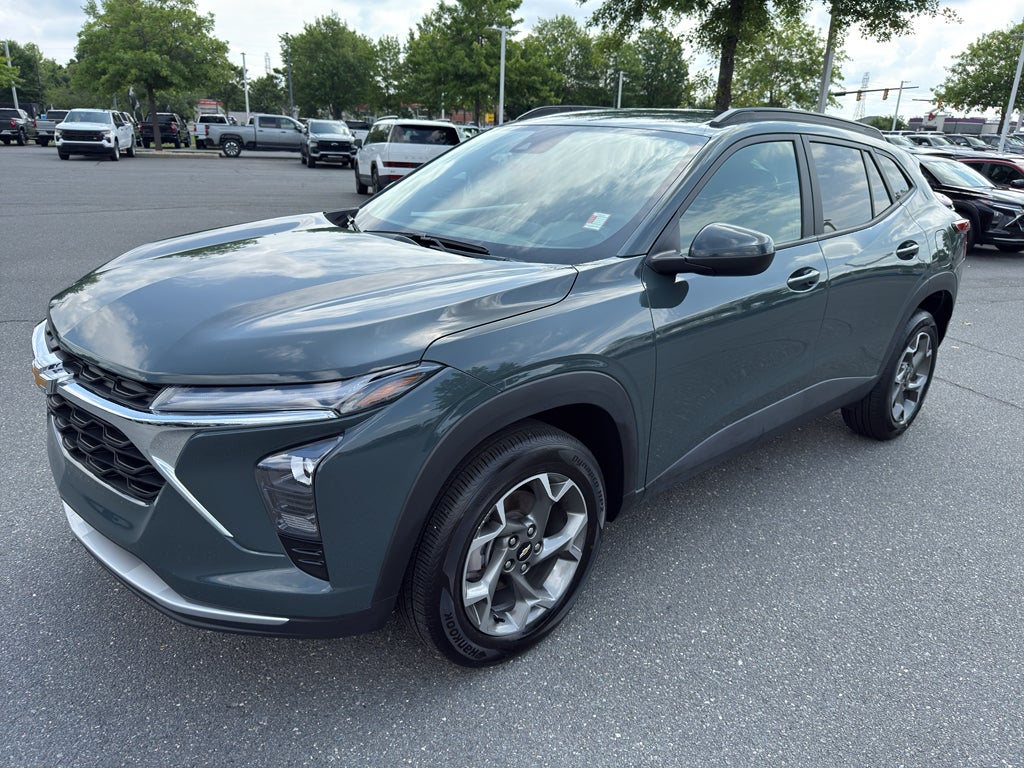 2025 Chevrolet Trax LT