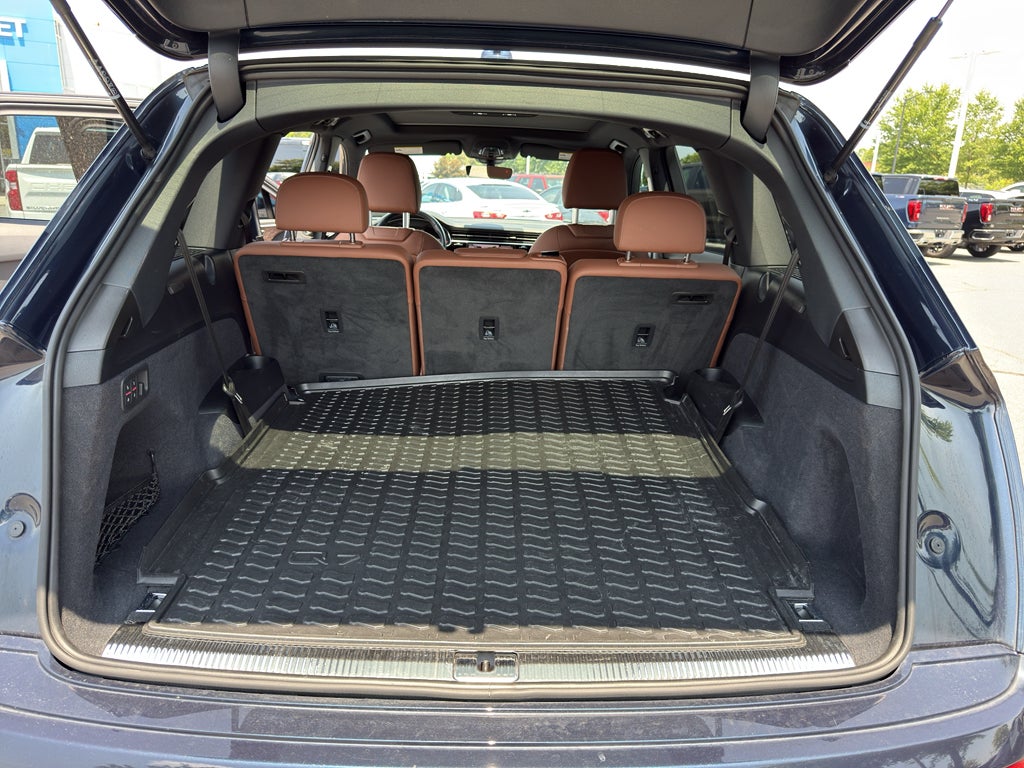 2025 Audi Q7 Premium Plus