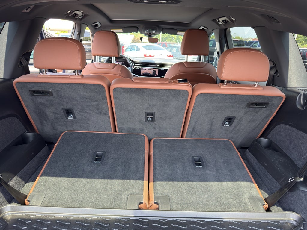 2025 Audi Q7 Premium Plus