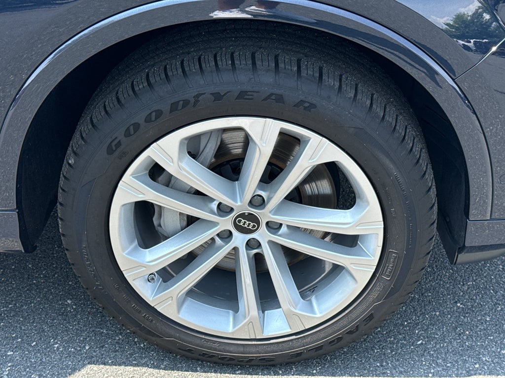 2025 Audi Q7 Premium Plus