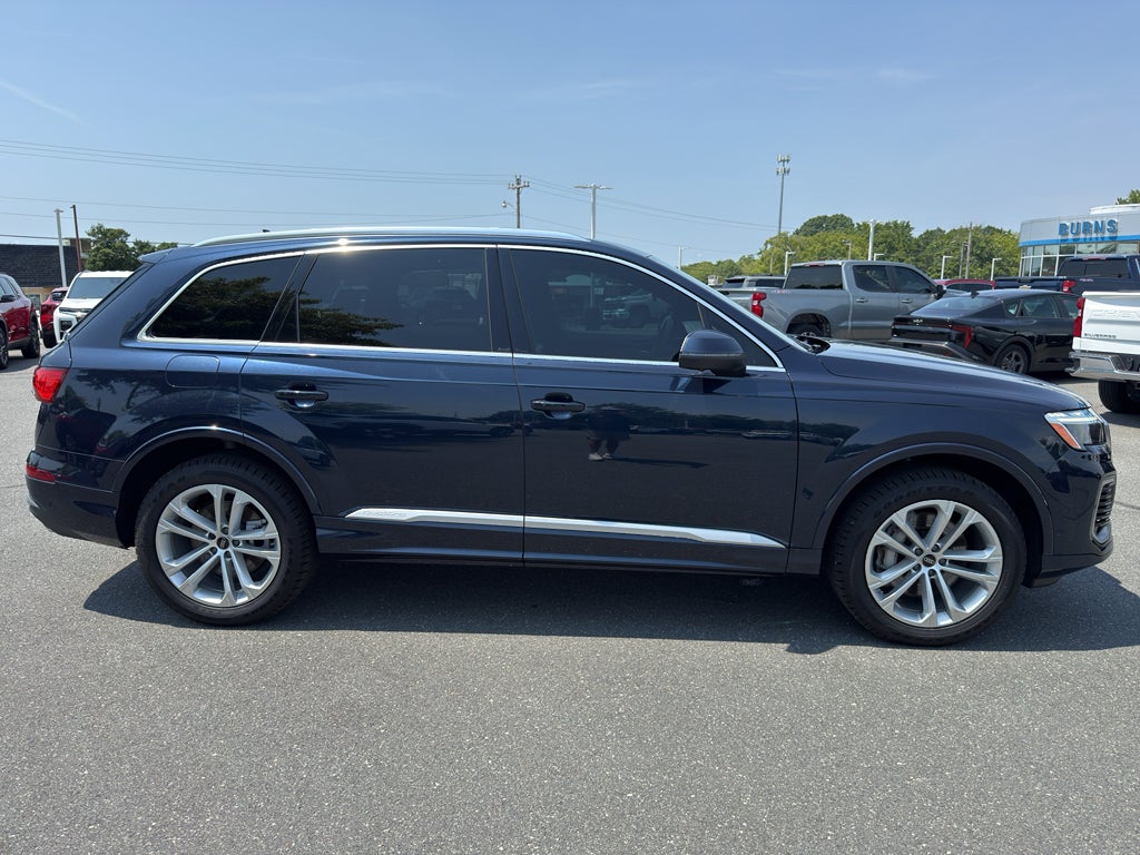 2025 Audi Q7 Premium Plus