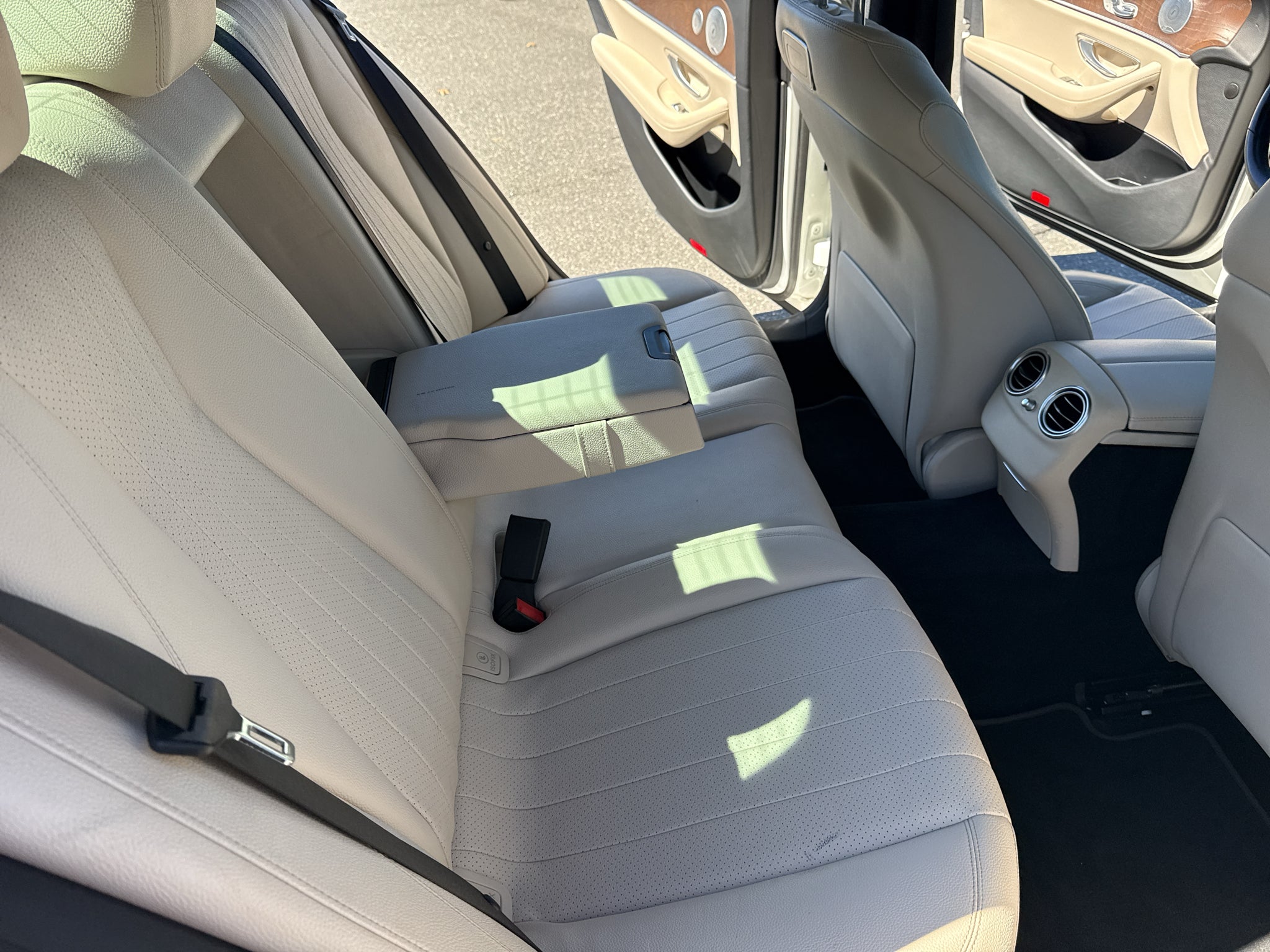 2019 Mercedes-Benz E-Class E 300